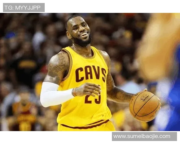 首位20000分+12000板+6000助！保罗再达里程碑