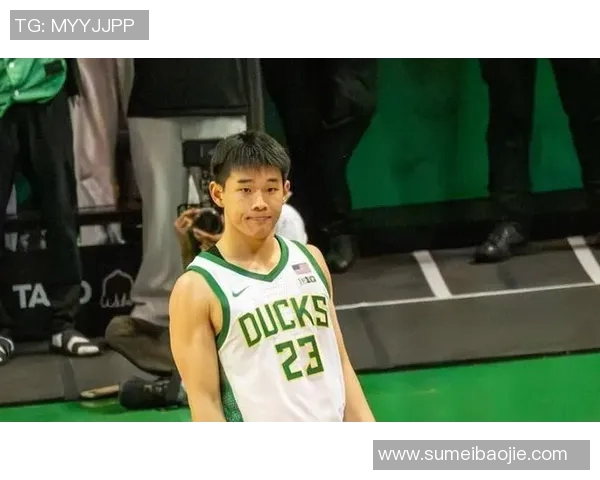 俄勒冈大学主帅:林葳在进攻端的表现不错 但在防守端仍然是漏洞 俄勒冈大学主帅:林葳在进攻端的表现不错 但在防守端仍然是漏洞