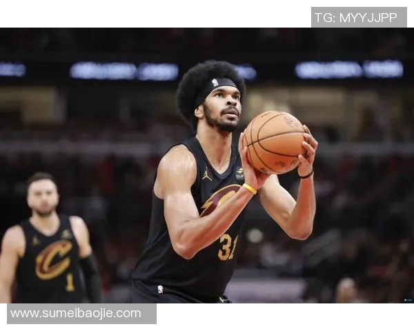 贾勒特·阿伦在对阵开拓者时创造的历史第一数据具体是什么？